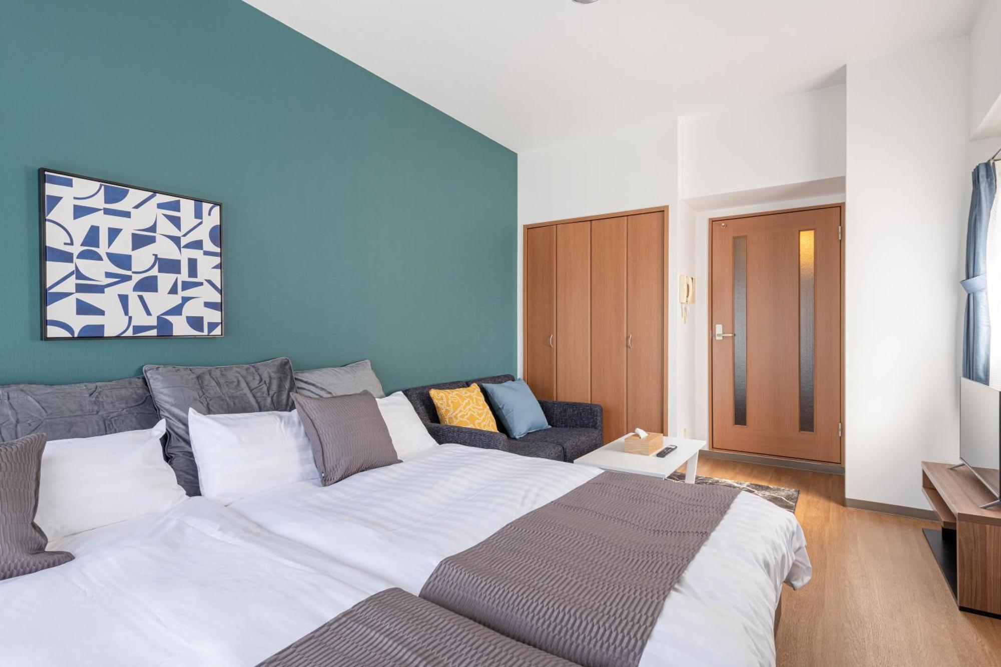 Realino Higashi-shinsaibashi Apartment